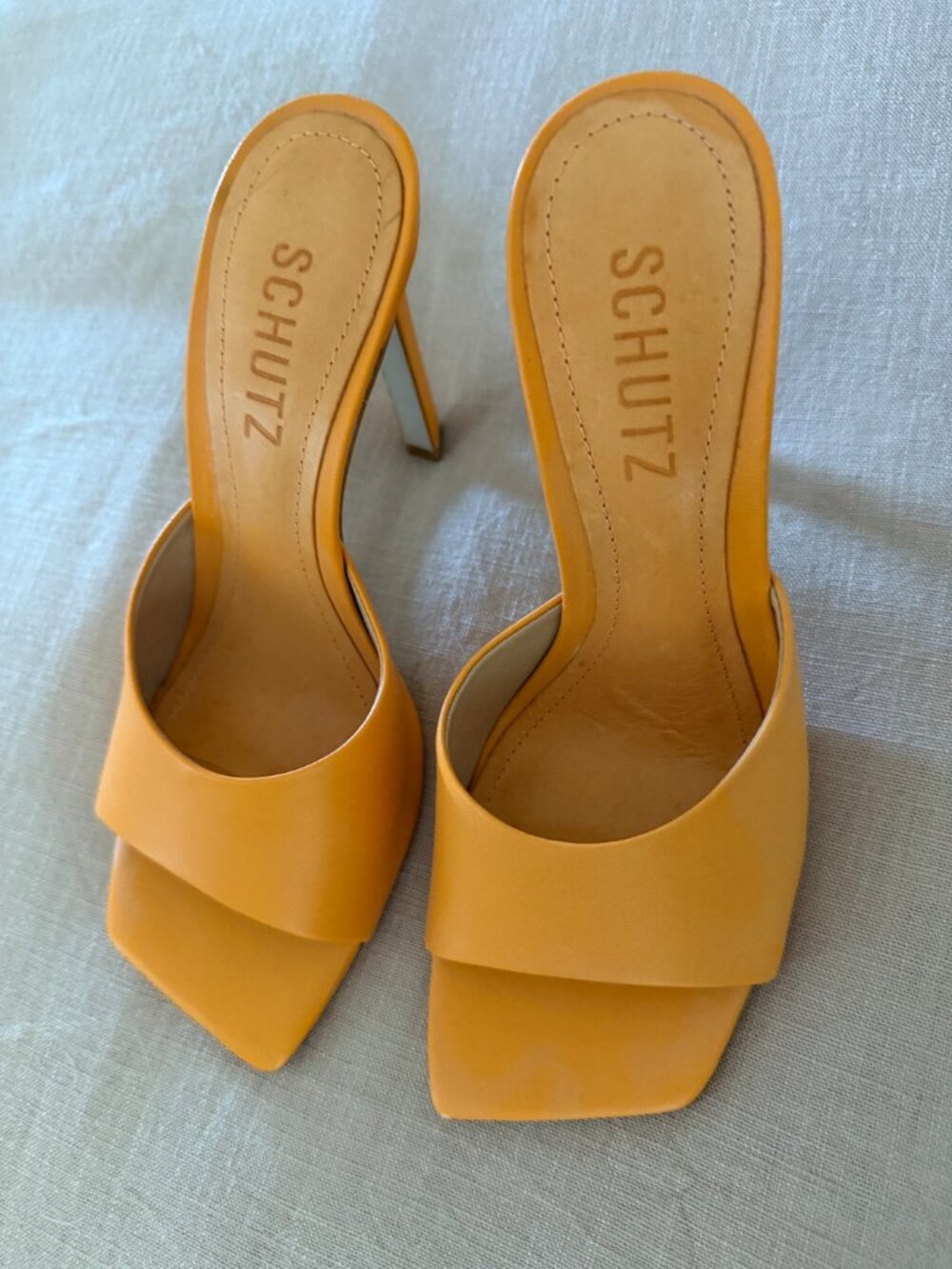 Shutz Heel Size 5.5 Never Worn